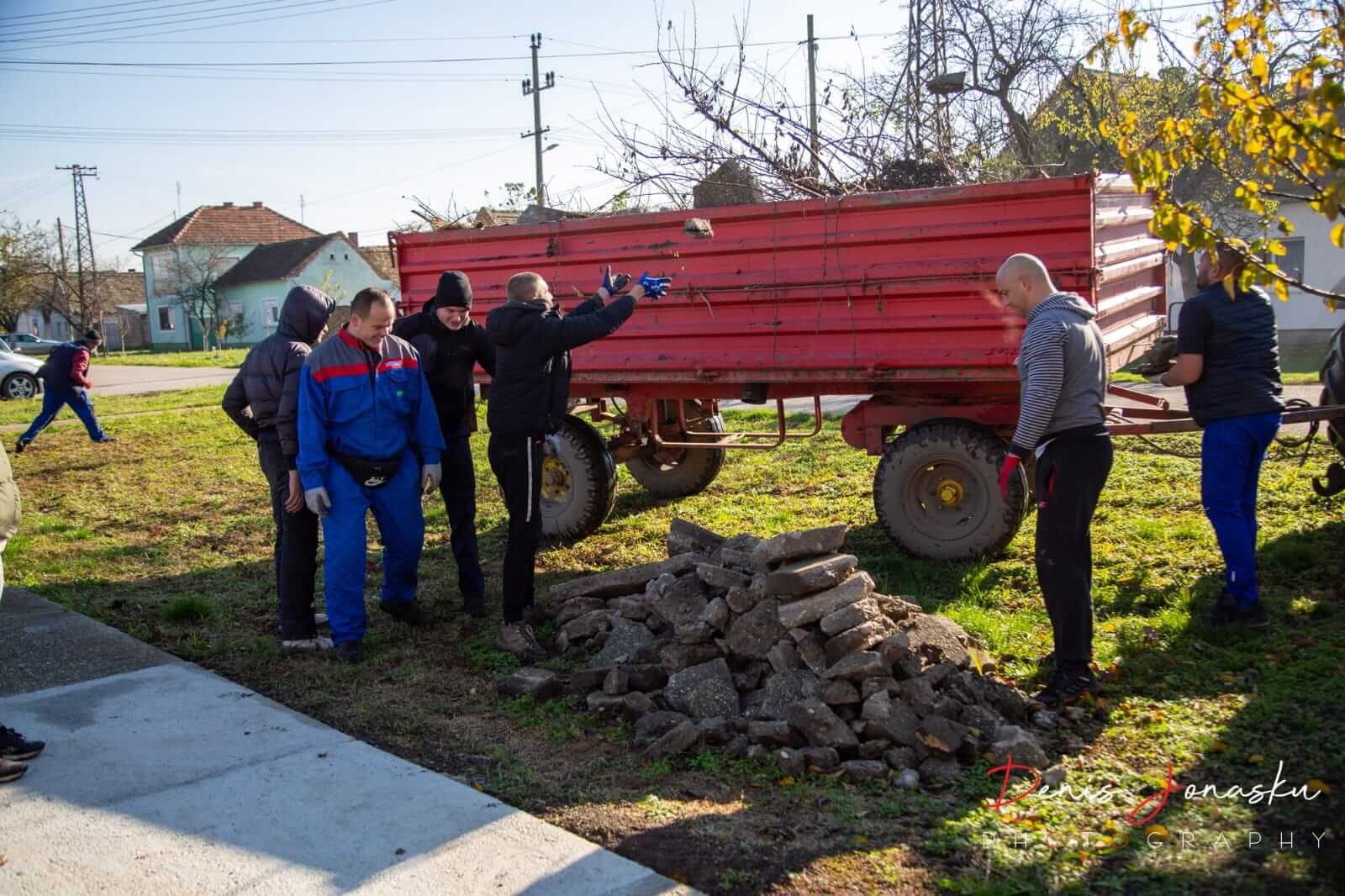 Velika radna akcija čišćenja Debeljače - Malo selo velikog srca