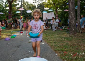 Gyere na feštu - zabava za mališane
